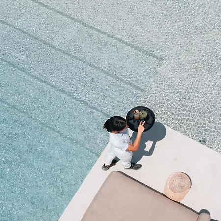 The Bay & Hotel Vasilikí