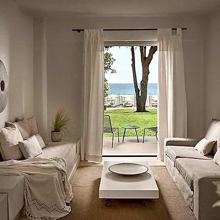 The Bay & Hotell