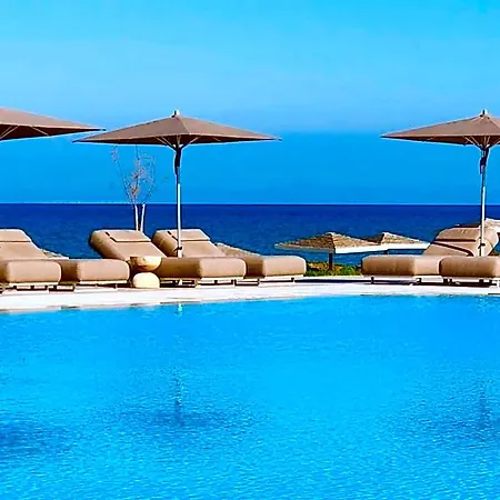 The Bay & Hotell Vasilikí