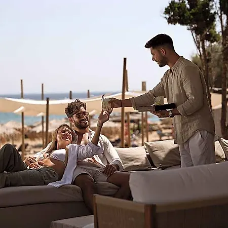 Hotel The Bay & 5*