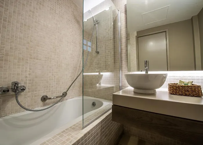 The Bay & Hotel 5*