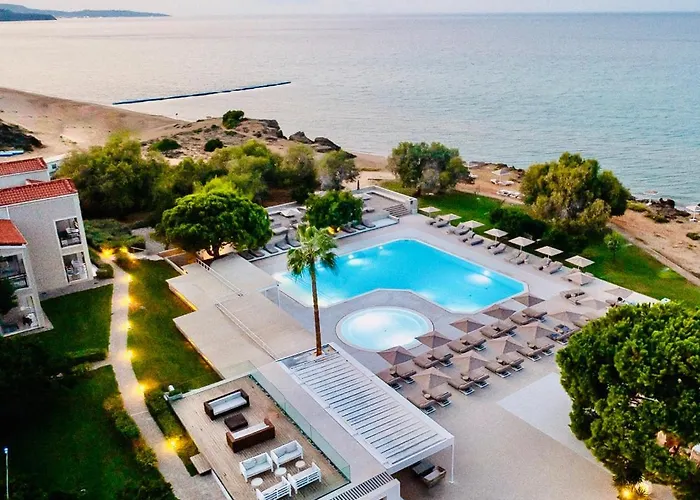 Hotel The Bay &