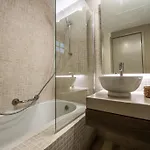 The Bay & Hotel 5*