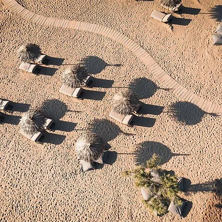 The Bay & ホテル Vasilikí